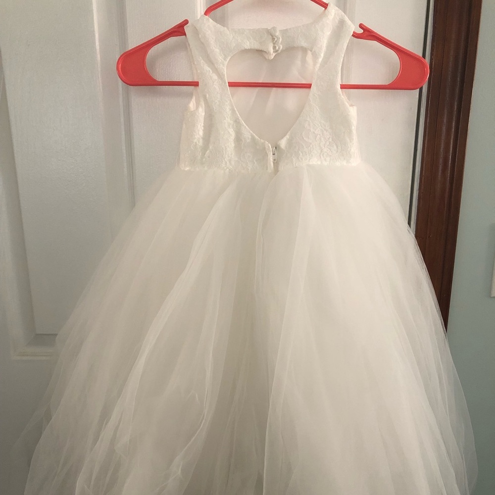 Relist - David’s Bridal Flower Girl Dress - fits 3-4T